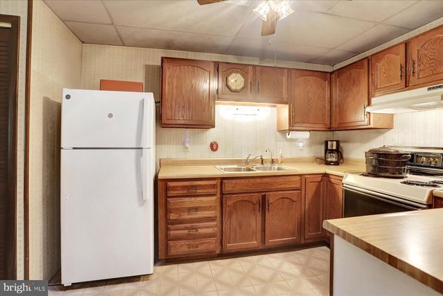 1814 FAIRGROUND RD, Liverpool, PA 17045