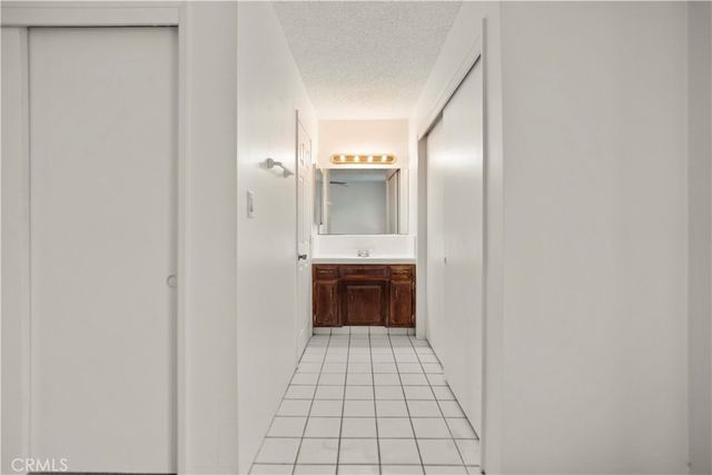 2504 Sutton Place, Bakersfield, CA 93309