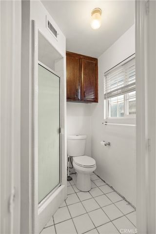 2504 Sutton Place, Bakersfield, CA 93309