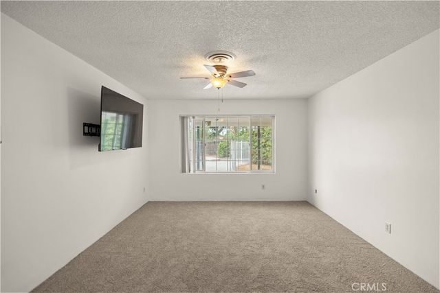 2504 Sutton Place, Bakersfield, CA 93309