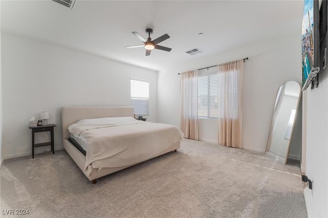 8831 Sasquatch Run Avenue, Las Vegas, NV 89166