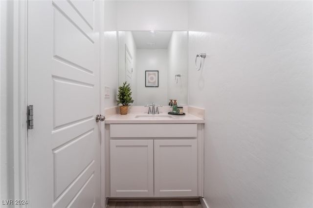 8831 Sasquatch Run Avenue, Las Vegas, NV 89166