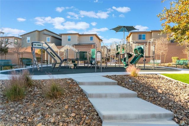 8831 Sasquatch Run Avenue, Las Vegas, NV 89166