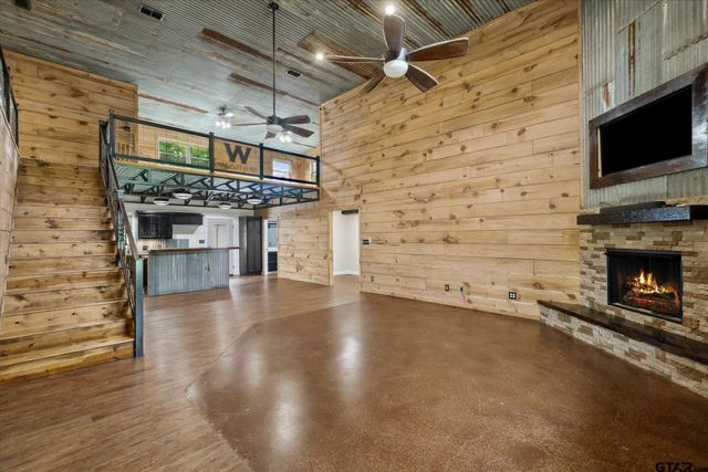 15434 C R 434, Lindale, TX 75771