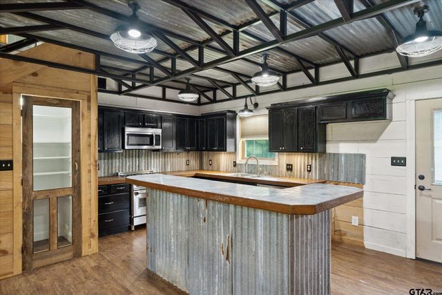 15434 C R 434, Lindale, TX 75771