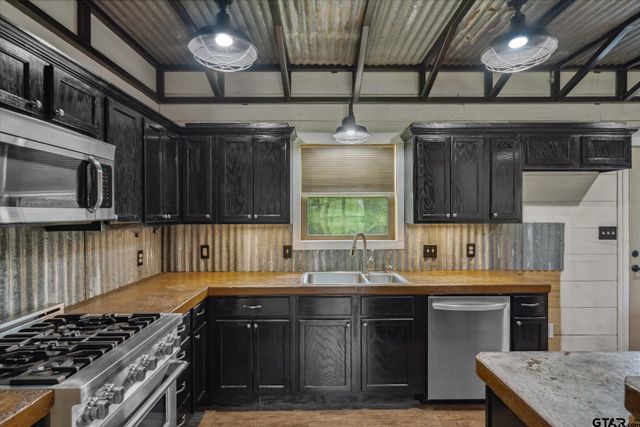 15434 C R 434, Lindale, TX 75771