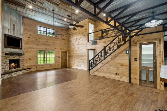 15434 C R 434, Lindale, TX 75771