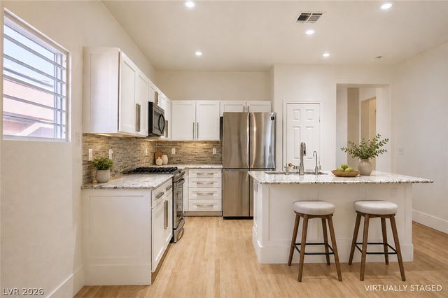 601 Bear Grass Street, Las Vegas, NV 89144