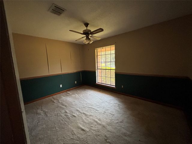 9705 Chalet Drive, Shreveport, LA 71118
