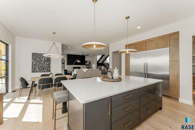 1715 Ethan St Street, Harrisburg, SD 57032