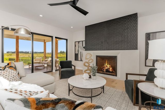 1715 Ethan St Street, Harrisburg, SD 57032