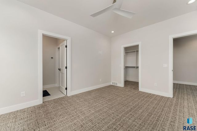 1715 Ethan St Street, Harrisburg, SD 57032