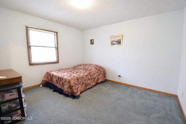 2308 INDEPENDENCE COURT, Jefferson City, MO 65109