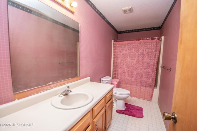 2308 INDEPENDENCE COURT, Jefferson City, MO 65109