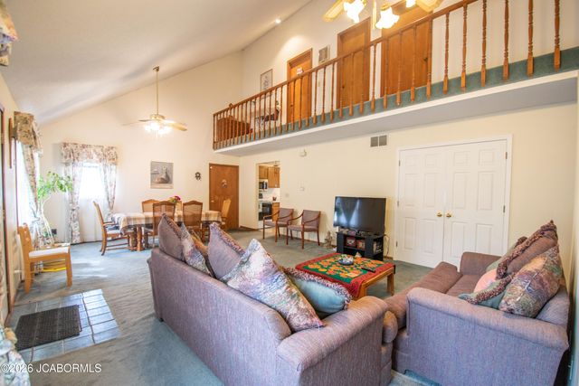 2308 INDEPENDENCE COURT, Jefferson City, MO 65109