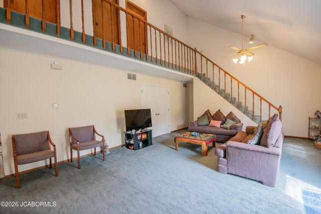 2308 INDEPENDENCE COURT, Jefferson City, MO 65109