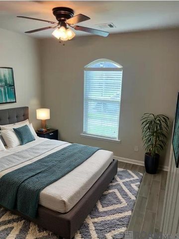 7623 Waterview Dr, Baton Rouge, LA 70820