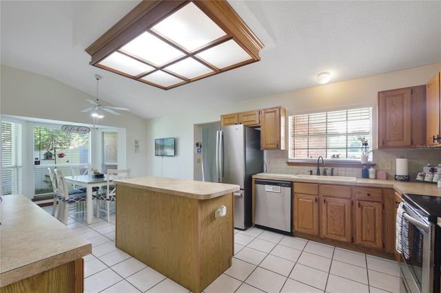 2 ROSEDOWN BOULEVARD, Debary, FL 32713