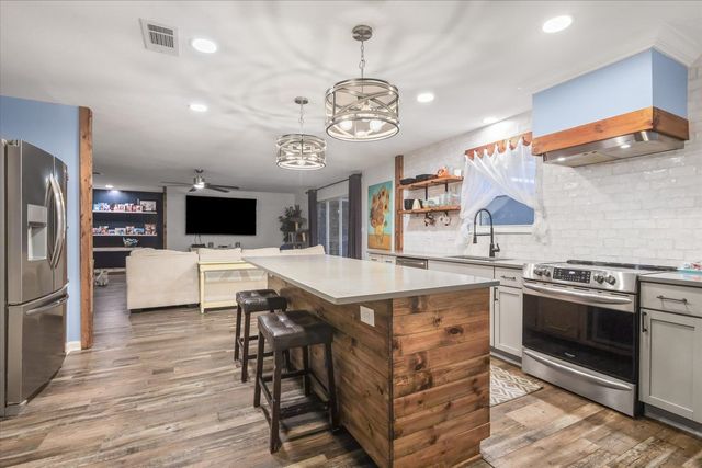 7037 SPENCER Road, Tallahassee, FL 32312