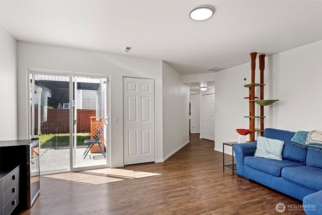 17625 12th Place W, Lynnwood, WA 98037