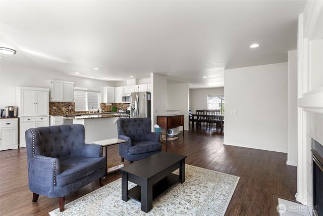 17625 12th Place W, Lynnwood, WA 98037