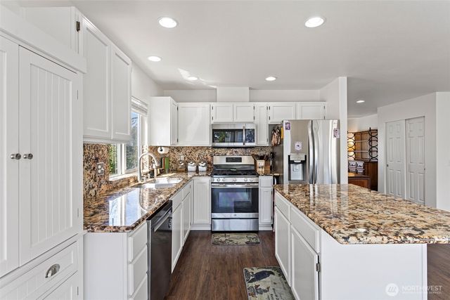 17625 12th Place W, Lynnwood, WA 98037