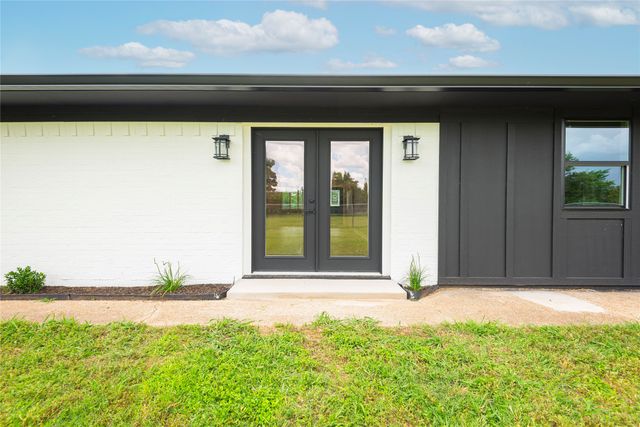 228 Brown Creek Road, Weatherford, TX 76085