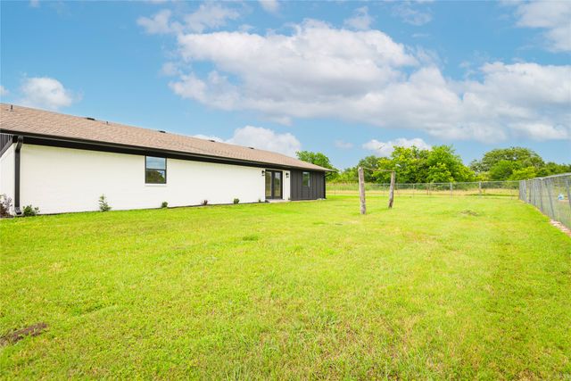 228 Brown Creek Road, Weatherford, TX 76085