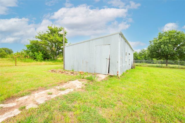228 Brown Creek Road, Weatherford, TX 76085