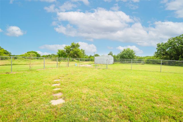 228 Brown Creek Road, Weatherford, TX 76085