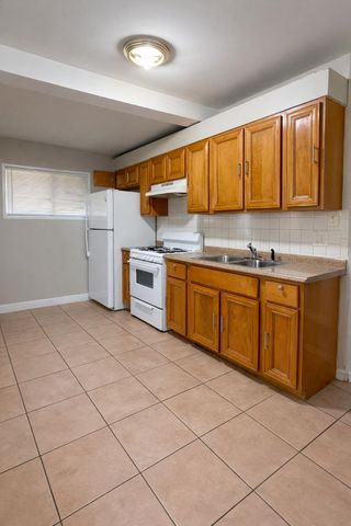 14415 Lithgow Street, Dearborn, MI 48126