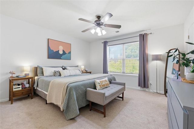 1822 NW 82nd Street, Kansas City, MO 64151