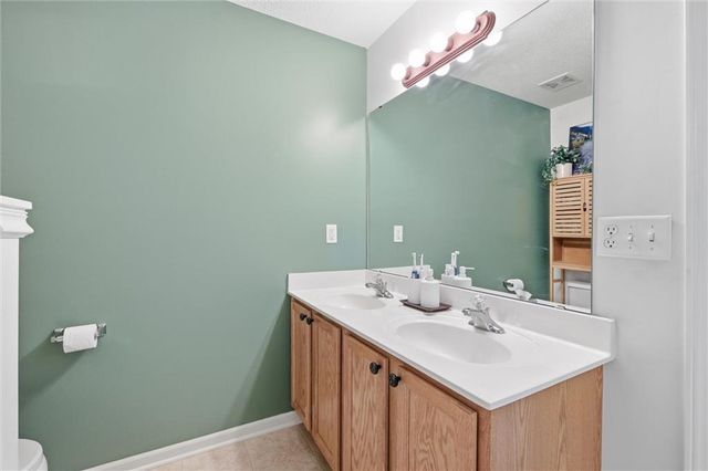 1822 NW 82nd Street, Kansas City, MO 64151