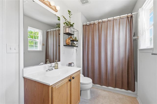 1822 NW 82nd Street, Kansas City, MO 64151