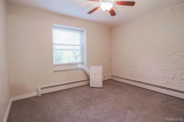 119 Floral Avenue, Mount Clemens, MI 48043