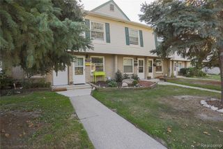 119 Floral Avenue, Mount Clemens, MI 48043