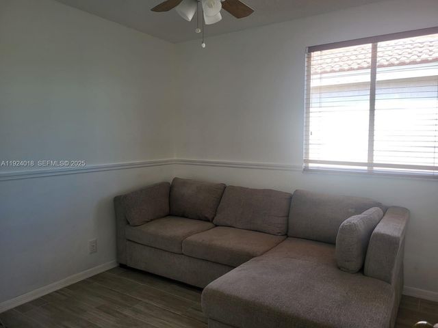 1368 Majesty Ter 1368, Weston, FL 33327