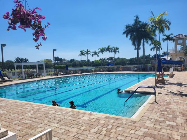 1368 Majesty Ter 1368, Weston, FL 33327