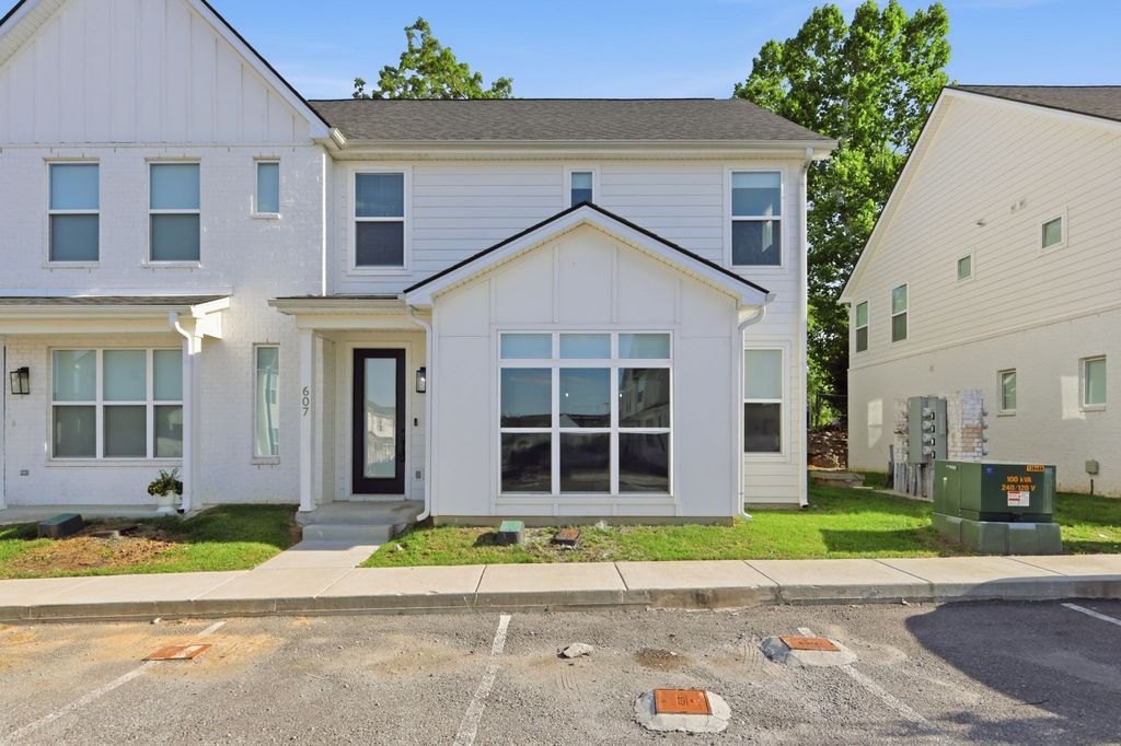 607 Mason Ward Pl, Lebanon, TN 37087