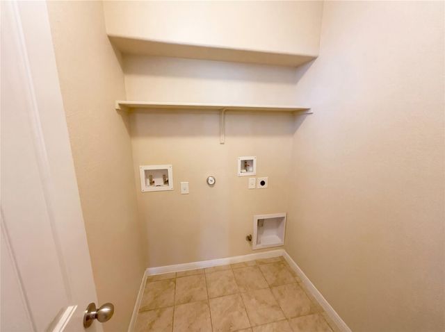 2880 Donnell DR 503, Round Rock, TX 78664