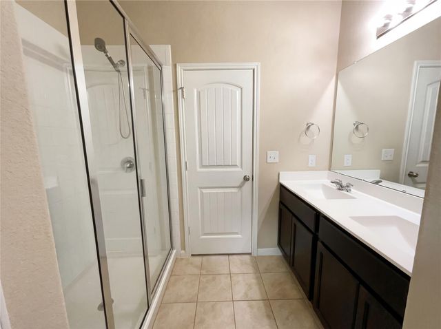 2880 Donnell DR 503, Round Rock, TX 78664