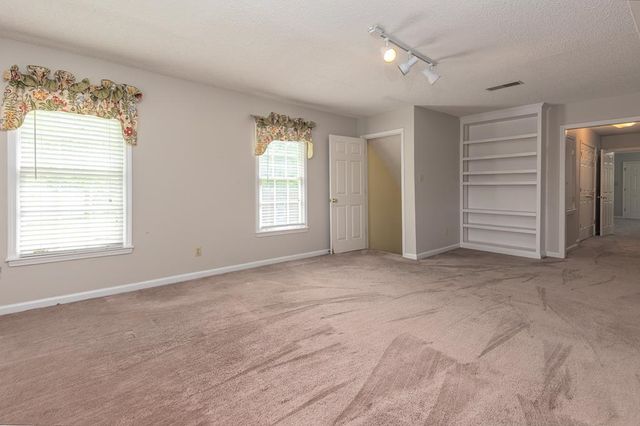 780 AUTUMN WINDS DR, Collierville, TN 38017
