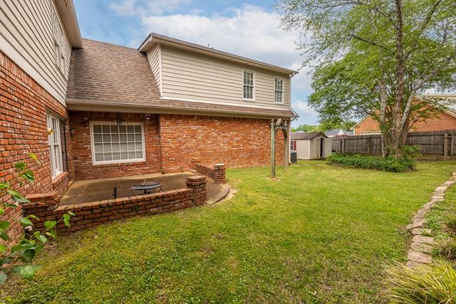 780 AUTUMN WINDS DR, Collierville, TN 38017