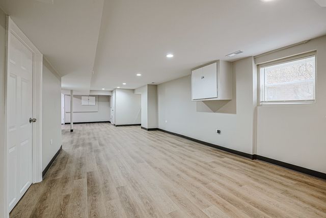 5955 S Whipple Street, Chicago, IL 60629