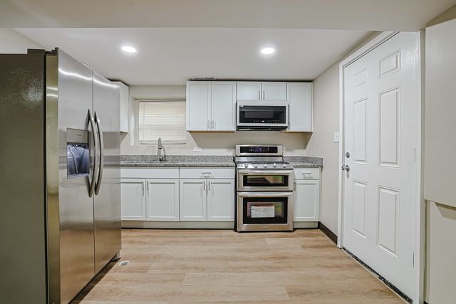 5955 S Whipple Street, Chicago, IL 60629