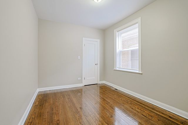 5955 S Whipple Street, Chicago, IL 60629