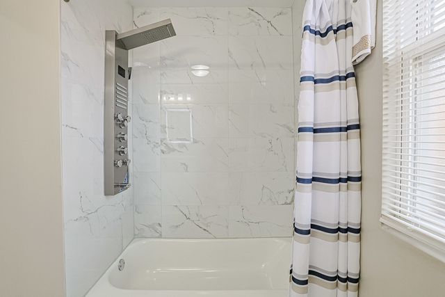 5955 S Whipple Street, Chicago, IL 60629