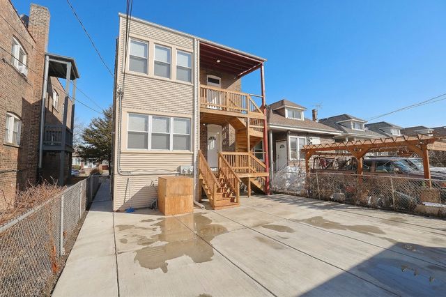 5955 S Whipple Street, Chicago, IL 60629