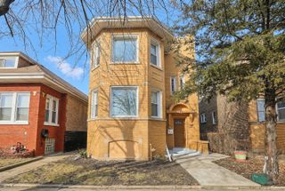 5955 S Whipple Street, Chicago, IL 60629