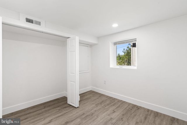 7001 ASPEN AVE, Takoma Park, MD 20912